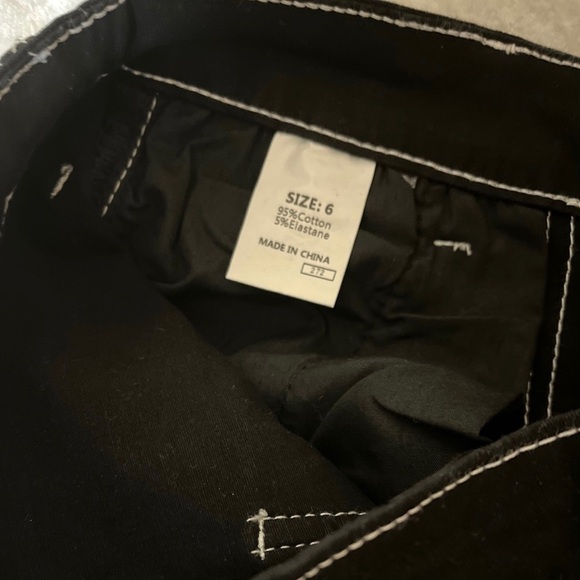 Black Jeans - Picture 3 of 5